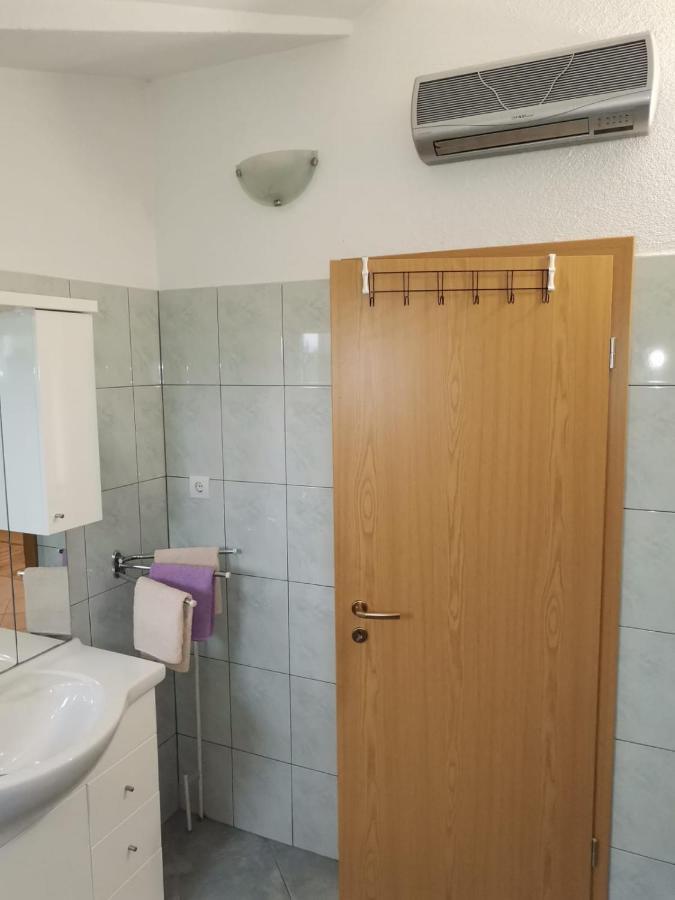 Trilj Apartman Jurika エクステリア 写真