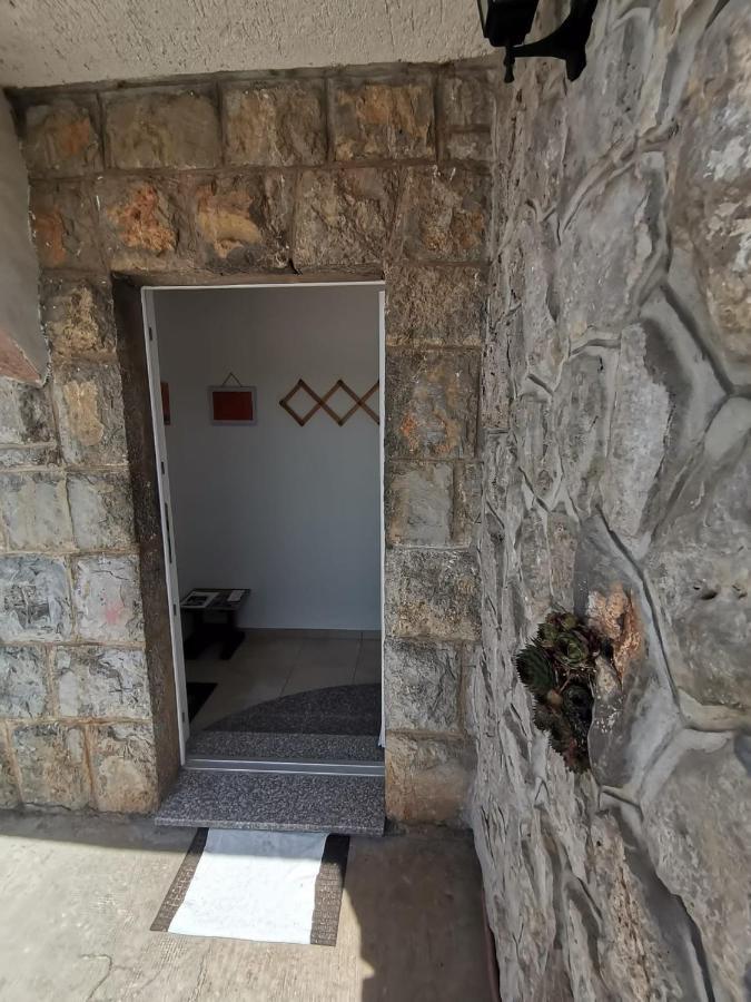 Trilj Apartman Jurika エクステリア 写真