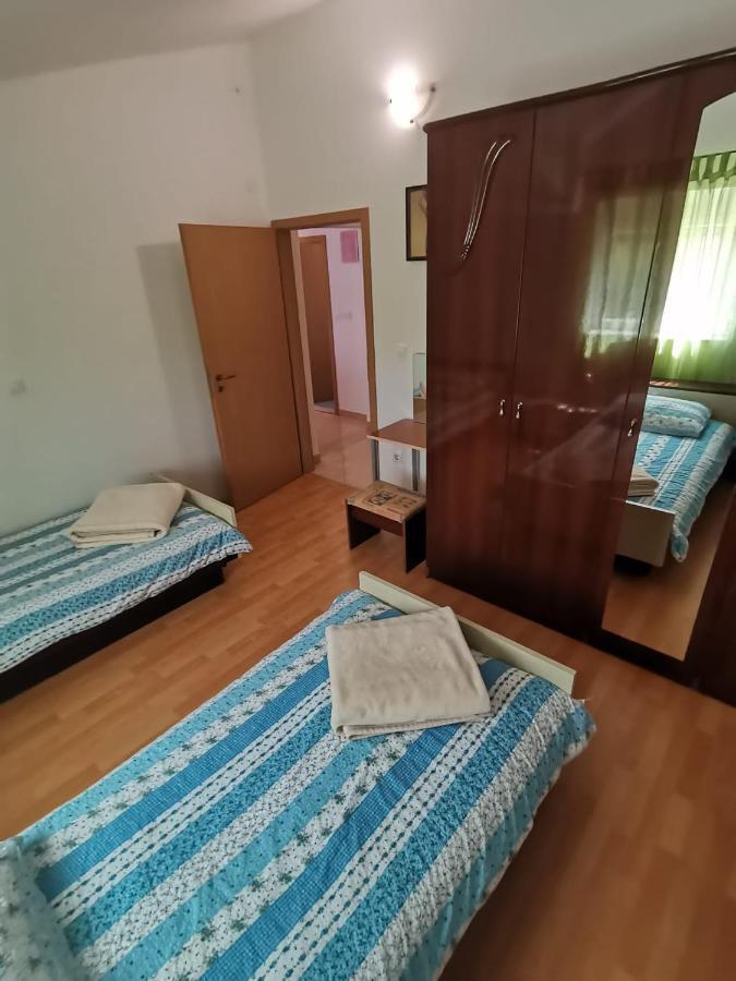 Trilj Apartman Jurika エクステリア 写真